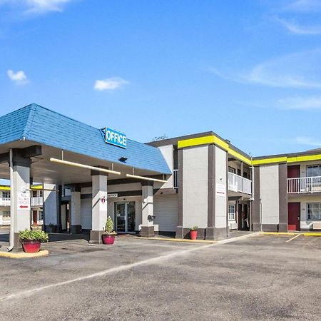 Econo Lodge Inn & Suites Терре-Хот Екстер'єр фото